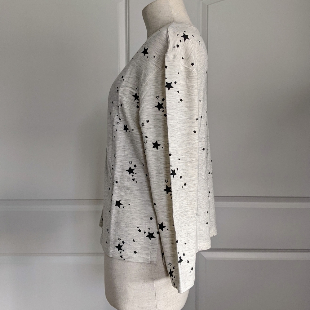 Monrow Pullover Lounge Top Star Print 3/4 Sleeve Round Neck Grey Black L NWT - Picture 9 of 14